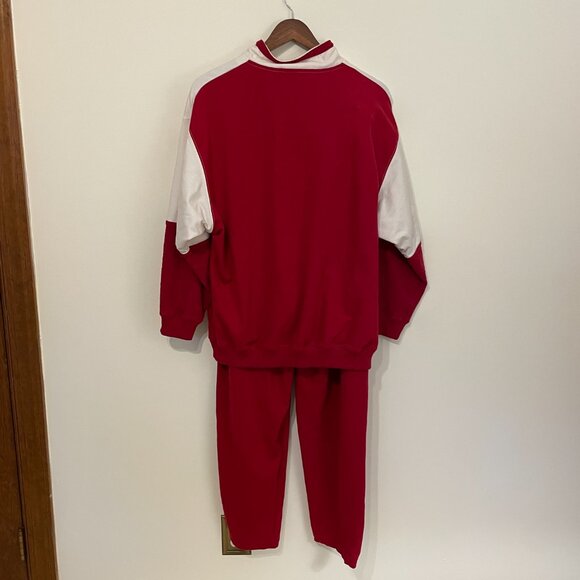Women's Vintage Two-Piece Sweatsuit with Embroidery, Size 2X, Fair Condition - Picture 3 of 10